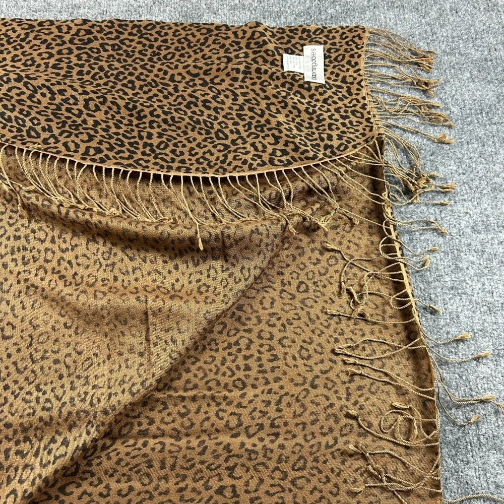 Bloomingdales Leopard Print Cashmere Silk Scarf Wrap Brown Animal Print Fringe
